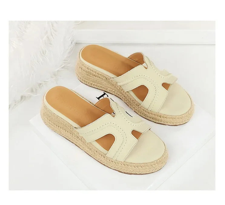 Spring 2025 Women's Slippers Hollow Out Strap Waterproof Thick Heel Woven Rope Country Style Slip-On Shoes Polyurethane Material