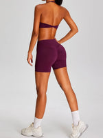 Spring Summer Seamless Yoga Sets Women Hanging Neck Back Criss Cross Sports Bra Gym Exersize Suit Outwear Gym Running Tracksuit