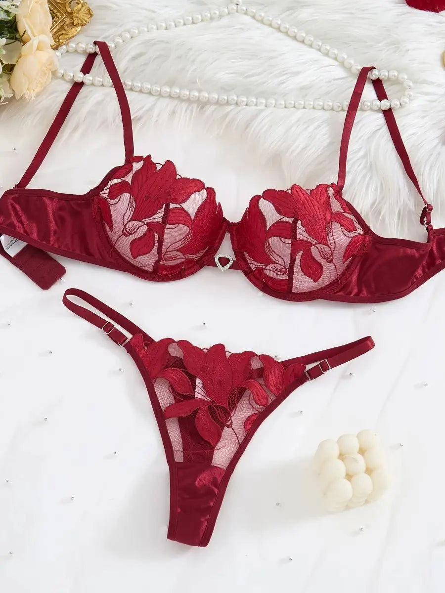 Transparent Floral Two Pieces Exquisite Lace Lingerie Set Ultrathin Bra Briefs Set Solid Exotic Lingerie For Ladies 23171A