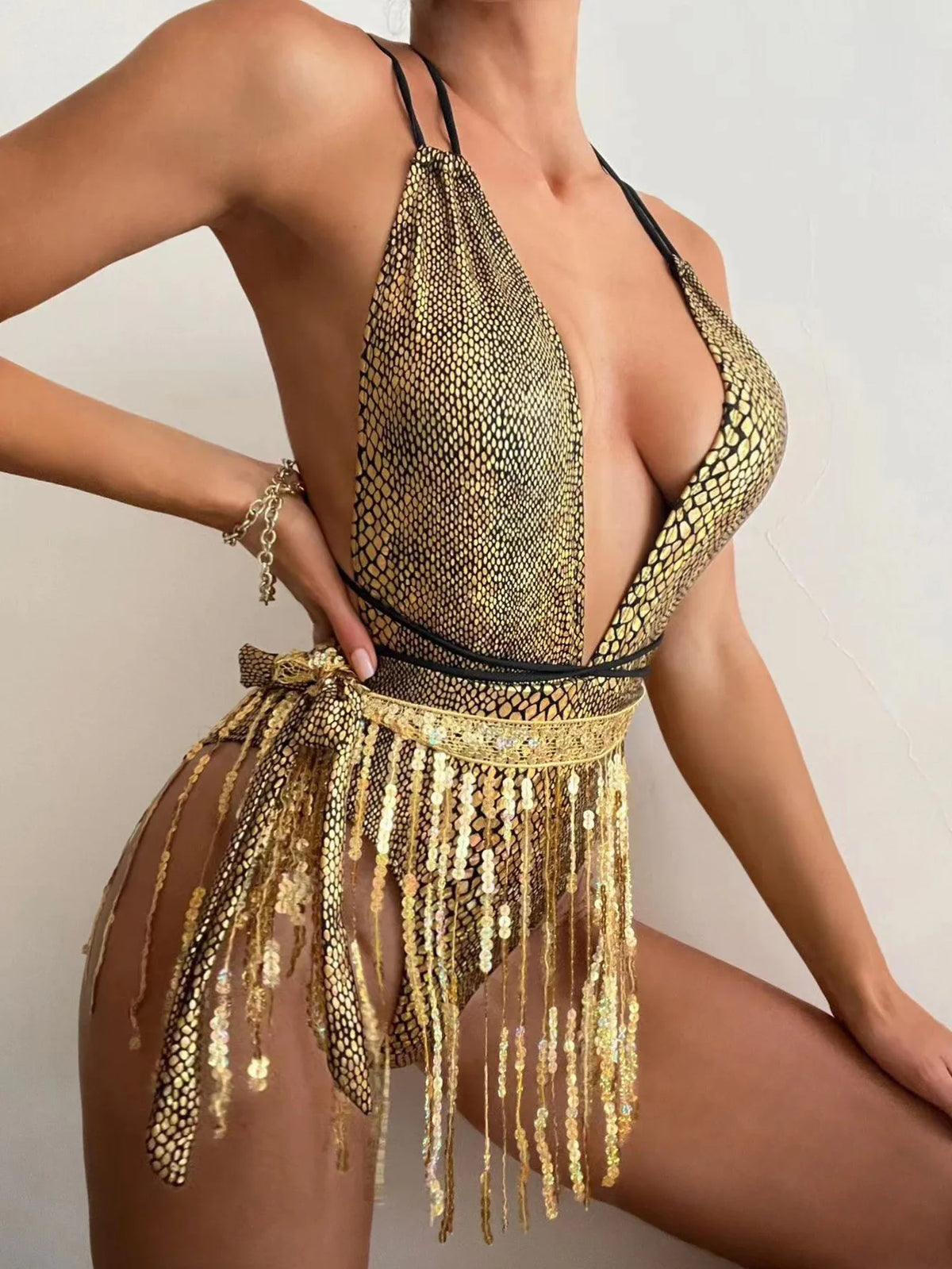 New Shiny One Piece Swimsuit Sexy White Snakeskin Print Deep V Neck Swimwear Backless Bathing Suit Sequin Tassel Skirt Monokini