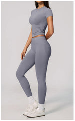 2PCS Women's Tracksuit Seamless Yoga Set Short Sleeve O Neck Workout T Shirts Fitness Suit Tight Hip Lifting Leggings Gym Sets