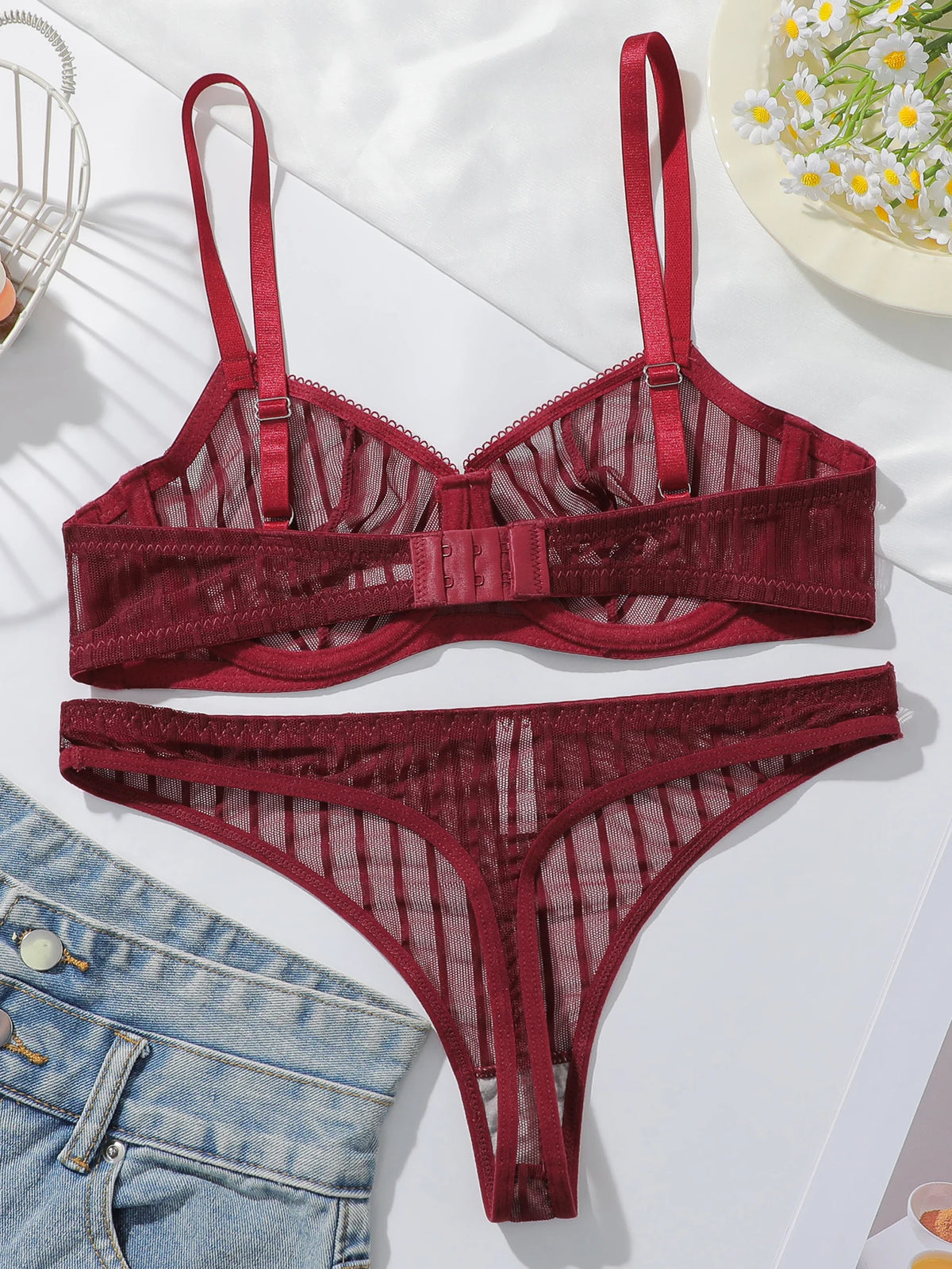 New Fashion Red lace set pretty Underwire setParty is eye-catching lingerie Set stripe solid color Women set MR2864