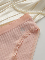 Women Ribbed Cotton Briefs Lace Trim Mid Waist Panties Soft Breathable Rhinestone Star Decor Ladies Daily Basic Underwear W134