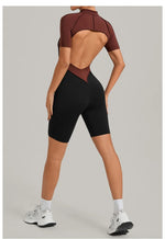 Women's Seamless Yoga Jumpsuit Sports Workout Running Hip-lifting Slim Fit Shorts One-Piece Training Fitness Gym Bodysuit