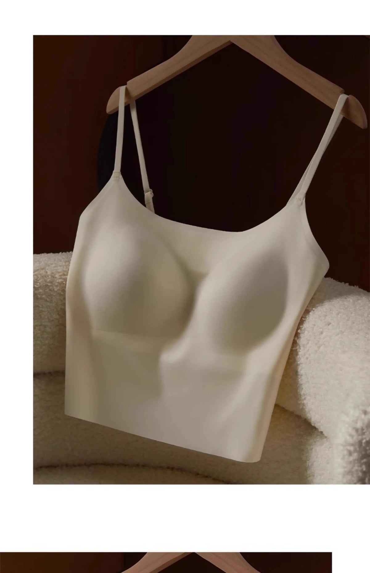 Women's Seamless Bras Top - MOYISU Invisible Chest Pad Camisole Anti-Peep Undershirt with Versatile Strap & Flattering Back Cut