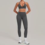 Women's Seamless Yoga Set Sports Fitness Slim Fit Splicing Backless Bra Suits Running Workout Gym Peach Hip Pants Yoga Sets