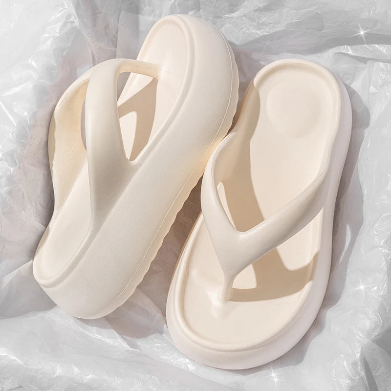 Chunky Platform Flip Flops for Women Summer 2025 Clip Toe Thick Bottom Cloud Slippers Woman Beach Non-Slip Soft Sole Flip Flops