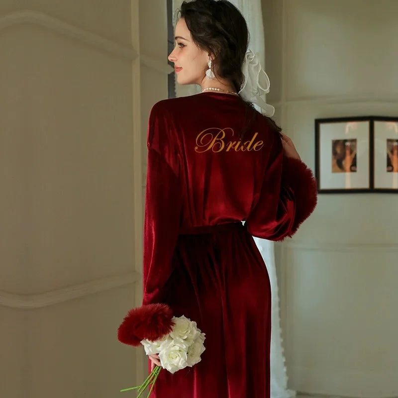New Bride Wedding Robe Gown Women Velour Sleepwear Luxury Feather Kimono Bridesmaid Team Velvet Bathrobe Long Nightwear