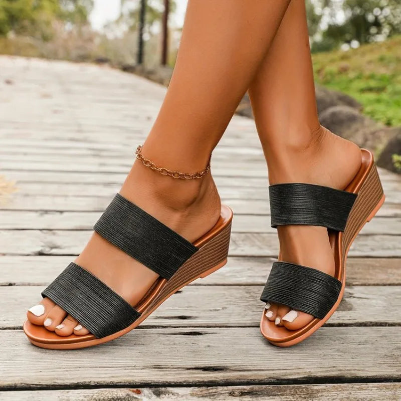 2026 Summer High Quality New Fashion Casual Platform WedgeHigh Quality New Fashion slippers women