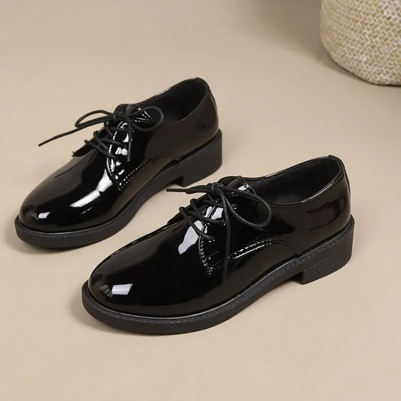 British Style Versatile Lace-Up Patent Leather Women's Single Shoes round Toe Flat Heel Summer Pure Color Adult Footwear