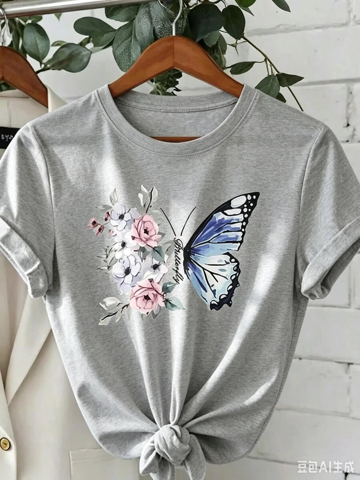 1-Piece Set--Women's Round Neck Chrysanthemum Floral Print T-Shirt Top, Fashion Anti-Wrinkle Cotton T-Shirt