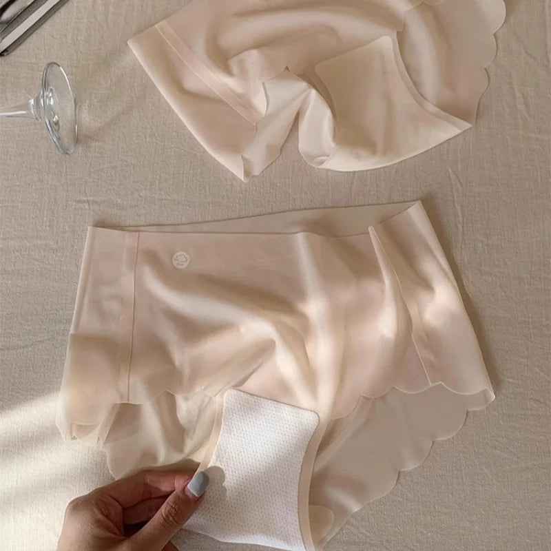 3Pcs/Set Women Ice Silk Briefs Scallop Trim Seamless Panties Ladies Underwear Lightweight Sexy Lingerie Female Underpants M-XL