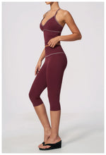 Summer Color Blocking Yoga Suit Women Tracksuit Hanging Neck V Neck Slim Sports Vest Tight Hip Lifting Capri Pants Fitness Sets