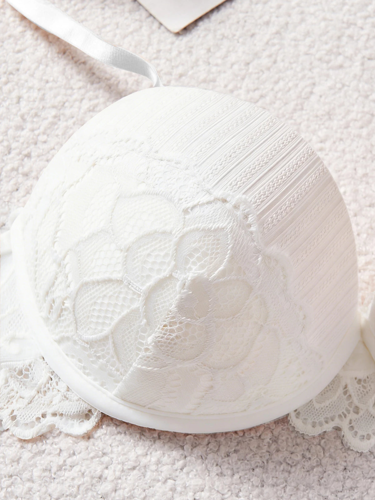 3Pcs-5Pcs Women's Bra with Patterned Engraved Cups, Sexy Lace Minimizer Bra, Underwire Push-Up Fashionable Women's Intimate Underwear