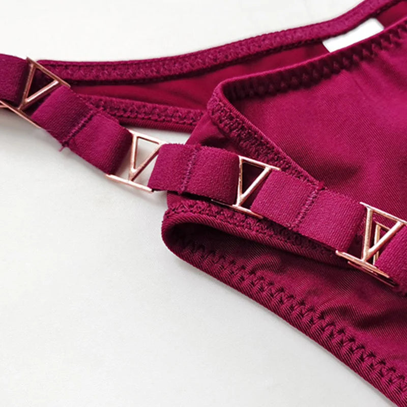 Sexy Thong for Women Underwear Briefs Seamless Panties Flower Low Rise Luxury Metal Buckle G String Bikini Girls T Pants Panty