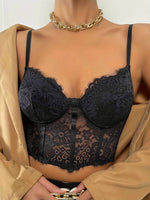Women's classic black lace cropped camisole top, sexy and stylish bra camisole, adjustable straps, can be worn alone or as an in