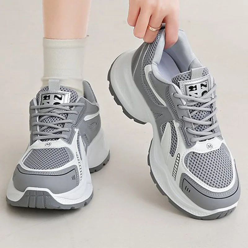 Breathable Mesh Running Sneakers Women Spring Autumn Fashion Mix Color Platform Sports Shoes Woman Lace Up Non Slip Shoes Female