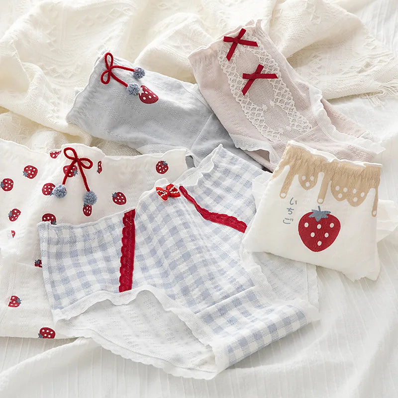 1 Pack Strawberry Print Mid-Rise Cotton Panties 5 Cute Patterns Briefs (M-L-XL) Japanese Style Kawaii Strawberry & Bow Lingerie