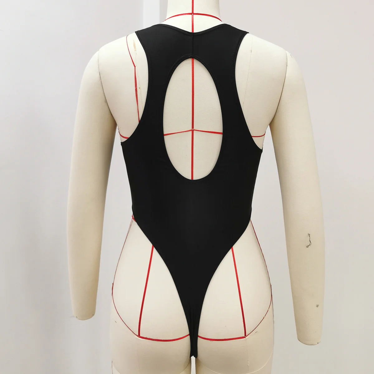 2026 Sexy Black One-Piece Swimsuit Front Zipper Design High-Cut Sides Perfect for Beach Wear and Pool Parties Summer Beachwear