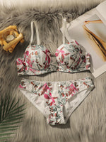 Hot Selling Women's Cute Rinted Pattern Underwear Set Gathering Push Ups Thin And Comfortable Close Fitting Bra Set A2134