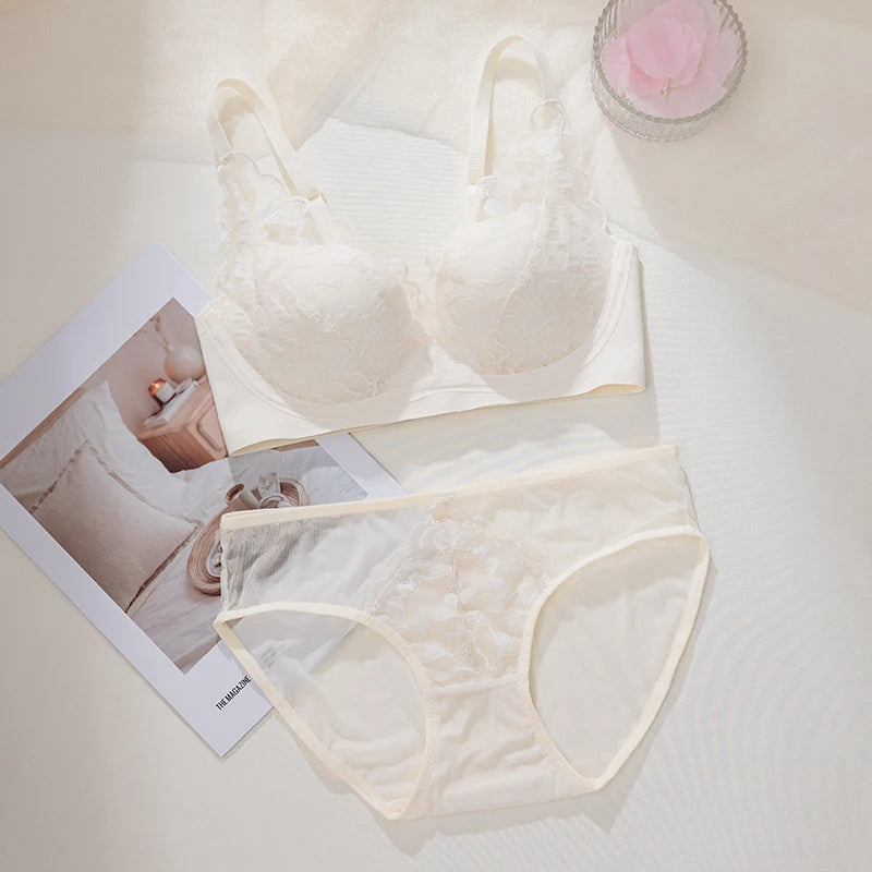 French Style Sexy Lace Underwear Set, Non-Padded Push Up Bra for Small Bust, Wirefree & Breathable, New Hot Bestseller MOYISU AB