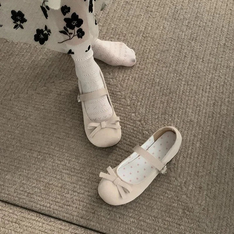 Preppy Butterfly-Knot Low Heel Mary Janes Women Vintage Solid Buckle Strap Pumps Woman Cute Sweet Lolita Single Shoes for Ladies