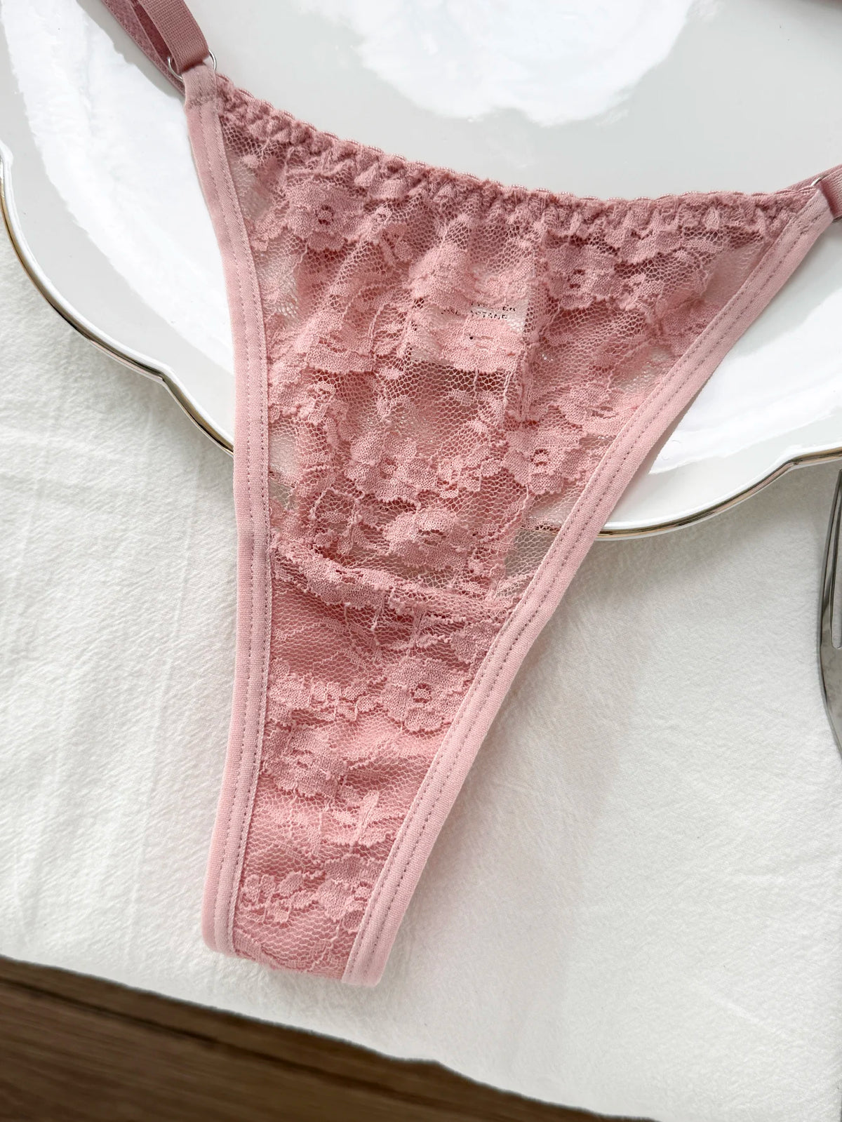 Elegant Design Bra And Panties Set with Unique Heart Buckle Comfortable Fashion Underwear Suitable for All Occasions