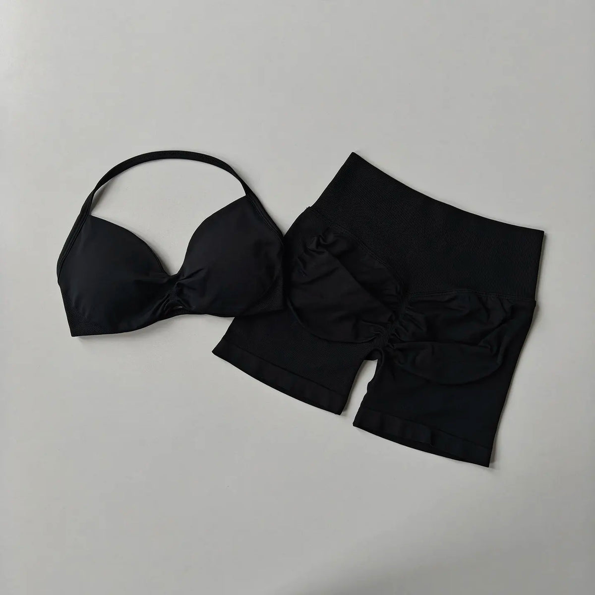 Women's High-Waist Yoga Set Sportswear Quick-Dry Breathable Backless Bra Gym Shorts for Summer Training Lifted Hip Sports Suit