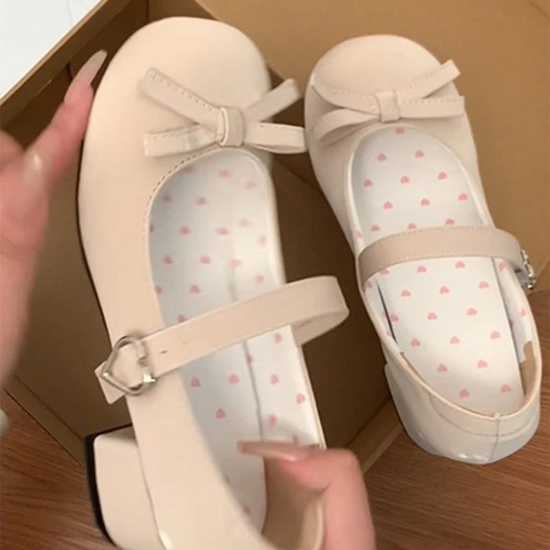 Preppy Butterfly-Knot Low Heel Mary Janes Women Vintage Solid Buckle Strap Pumps Woman Cute Sweet Lolita Single Shoes for Ladies