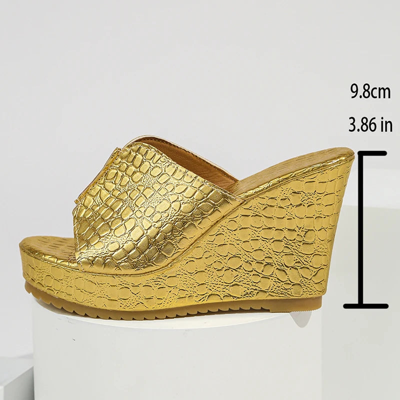Fashion Wedge Heeled Gold Sandals Women 2026 Summer Peep Toe Chunky Platform Slippers Woman Plus Size 43 High Heel Party Sandles