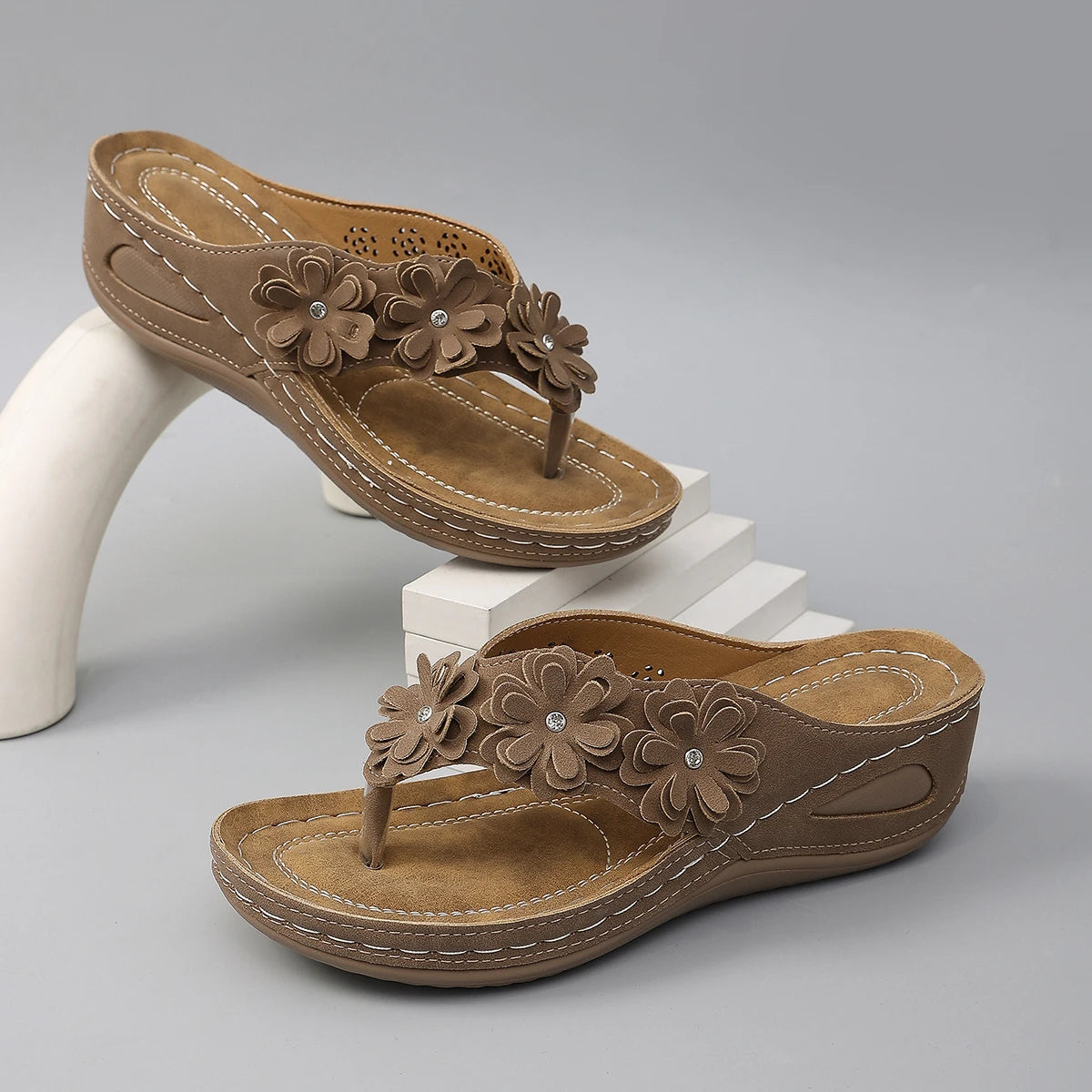 Women Floral Rhinestone Wedge Flip‑Flops Open Toe Soft Cushion Footbed Platform Summer Beach Slippers Large Size