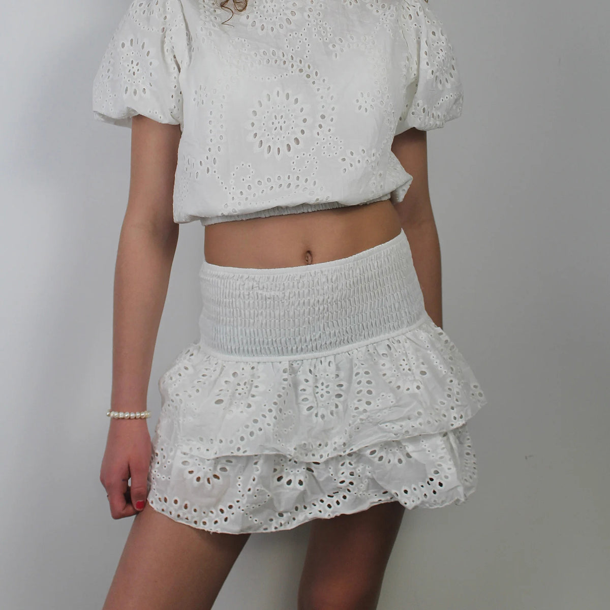 Shirred Mini Skirt A-Line Pointelle High Waist Layered Ruffle Skirt for Women 2024 Summer Solid Color Sweet Skirts