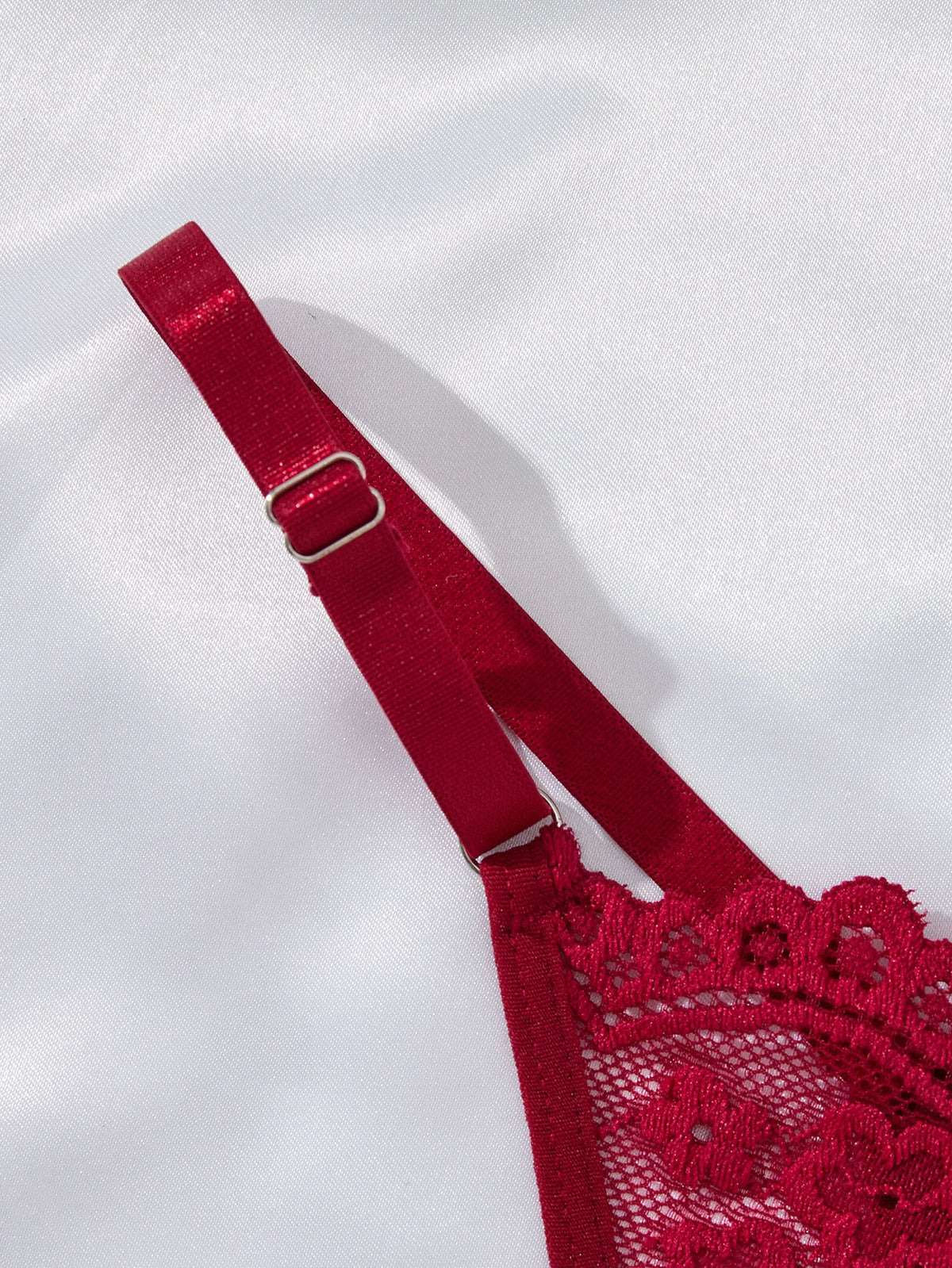 Deep V netted embroidered nightgown and thong set. Red lace strapless sexy women's homewear. ZA825096