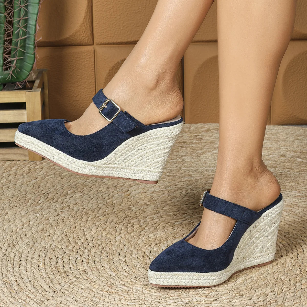 2025 Women's Sandals Spring Pointed Toe Wedge Heel Shoes Thick Soled High Heel Hollow Women's Shoes Straw Hemp