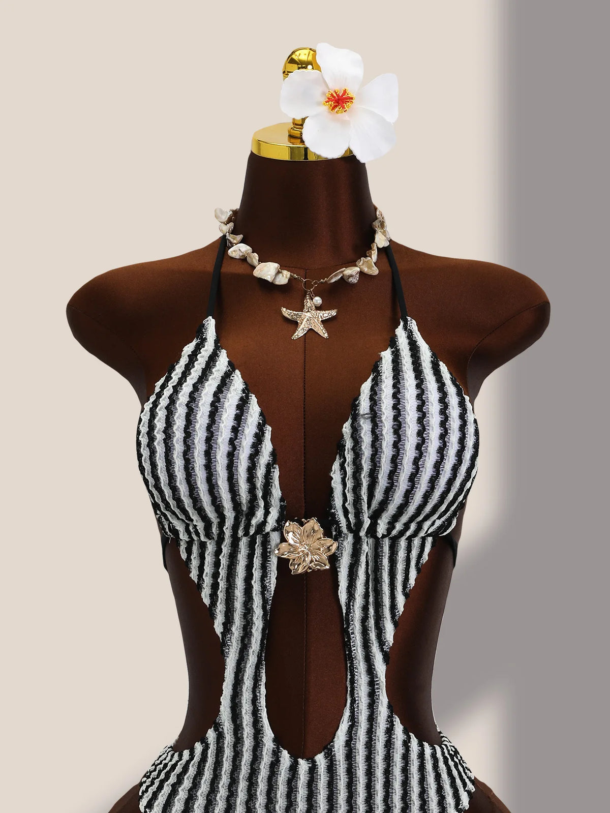 Vintage Black Striped One Piece Swimwear Women 2026 3D Metal Flower Hollow Out Backless Beach Holiday Bathing Suit Swimsuit