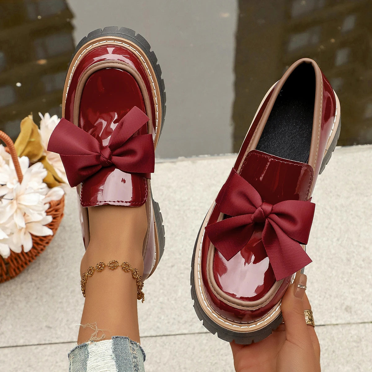 Women Patent Bow Platform Loafers Round‑Toe Slip‑On Lug‑Sole PU Leather Contrast Trim Vintage Casual Daily Shoes