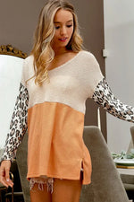 BiBi Color Block Leopard V Neck Knit Top