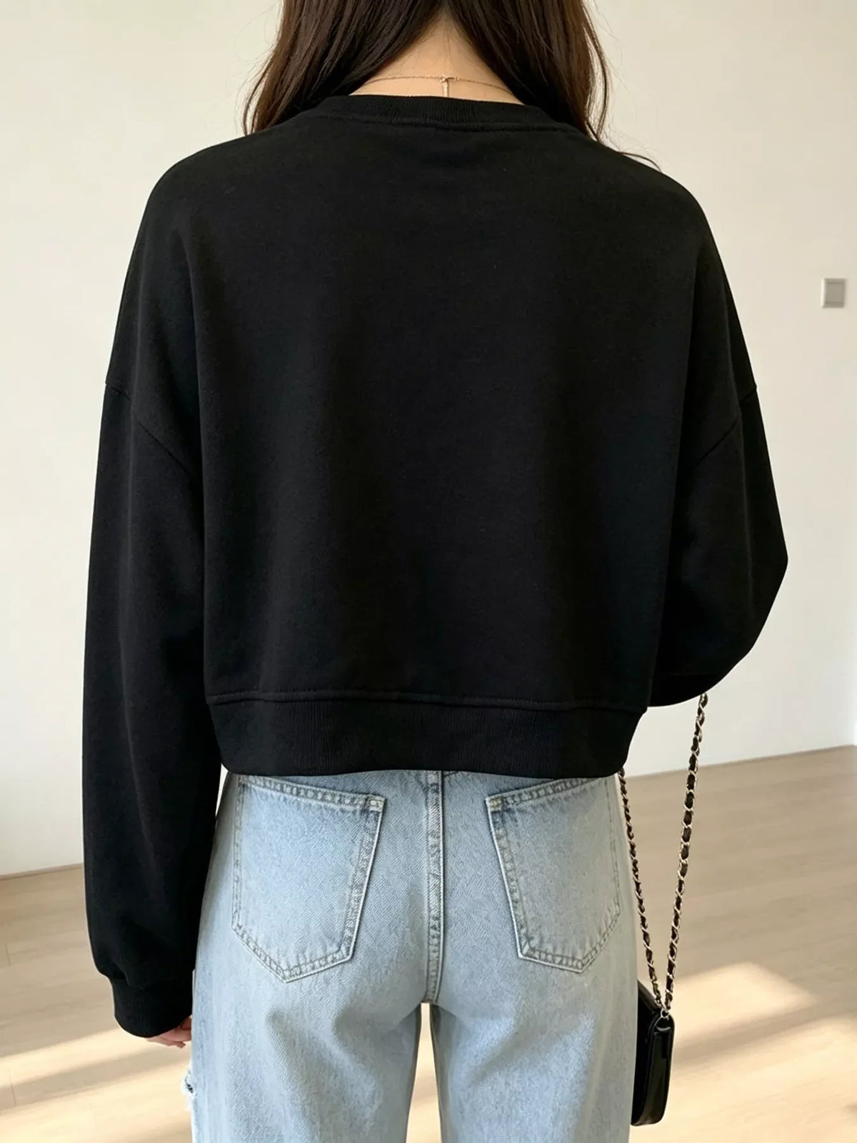 Crew NeckDrop Shoulder Sweatshirt