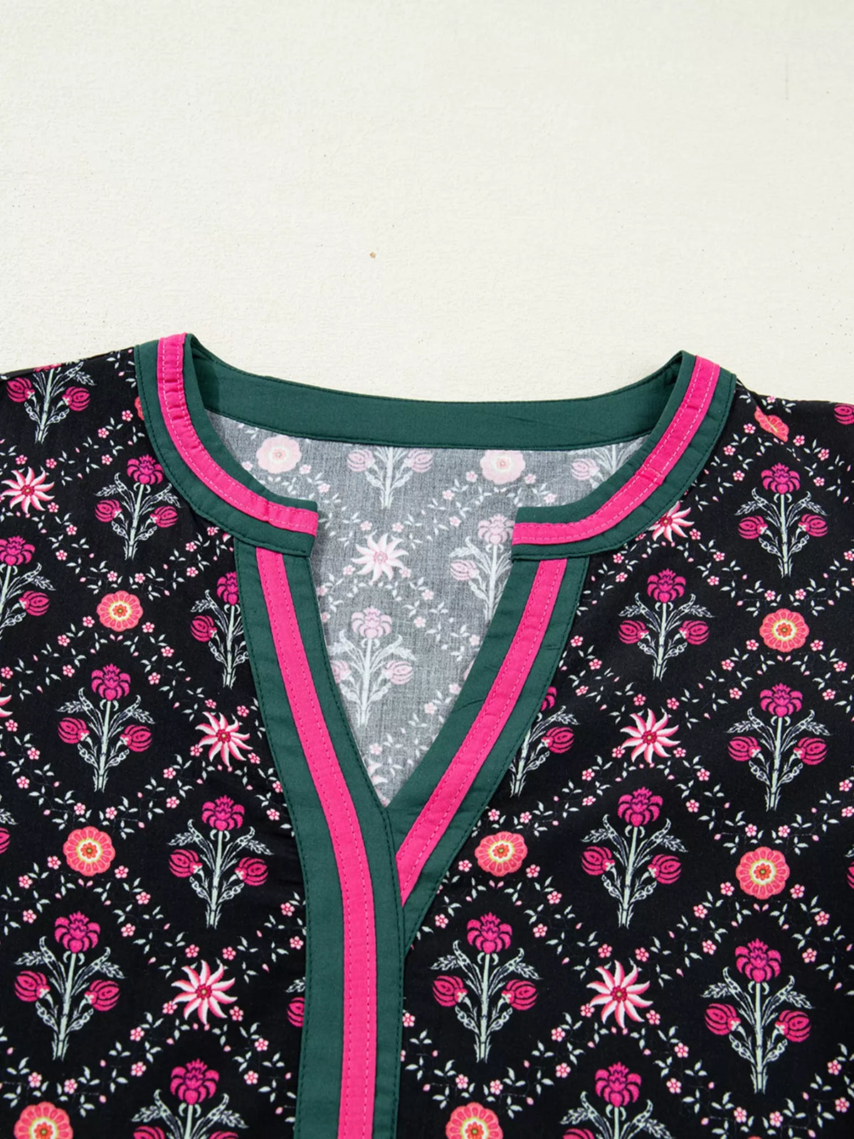 Contrast V Neckline Bracelet Sleeve Vintage Floral Blouse
