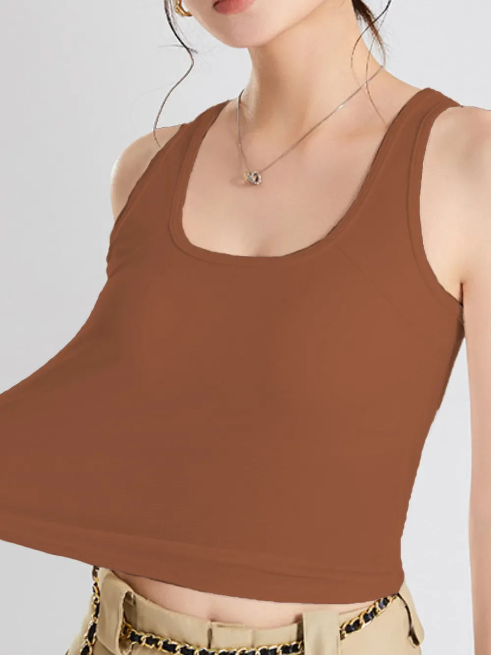 Crisscross Scoop Neck Wide Strap Cropped Tank with Chest Pads