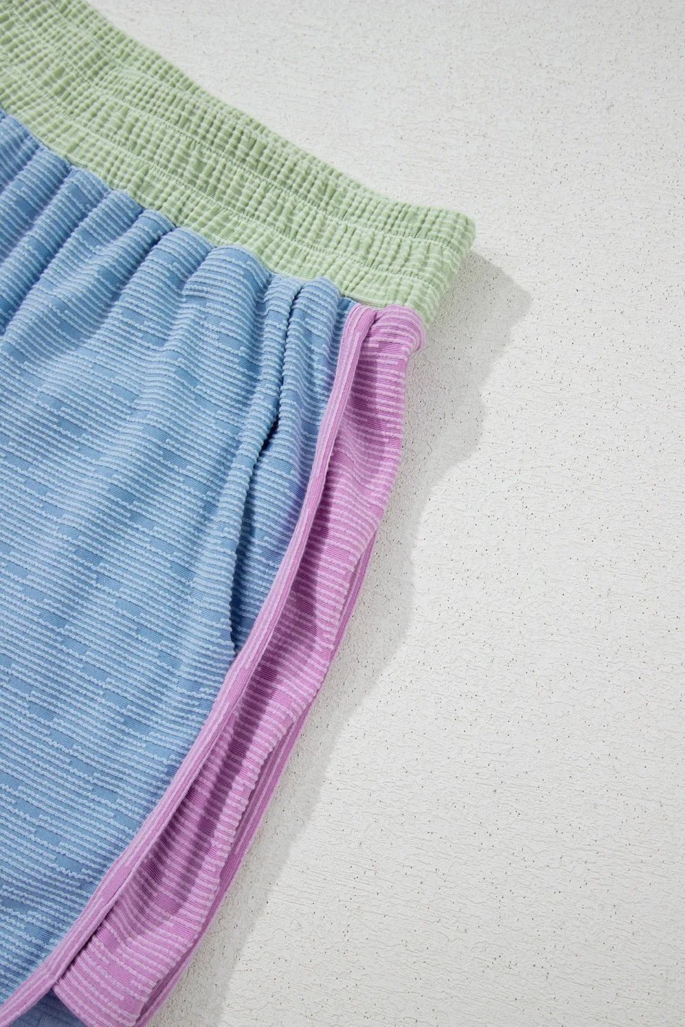Contrast Round Neck Top and Shorts Set