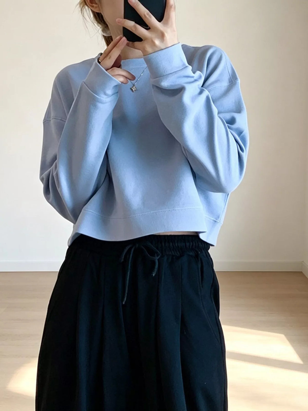 Crew NeckDrop Shoulder Sweatshirt