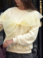 Bow Round Neck Long Sleeve Sweatshirt