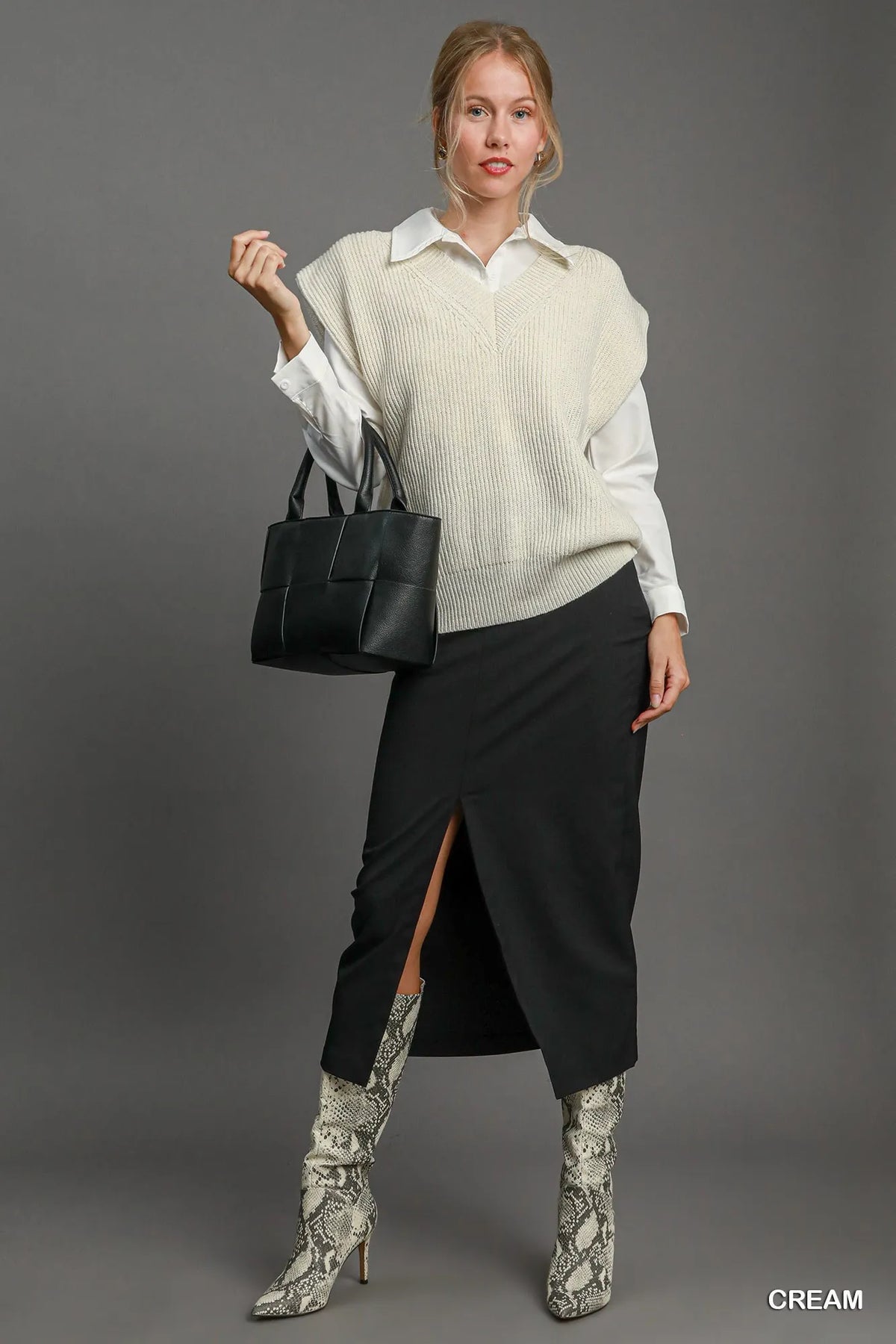 Umgee Oversized V Neck Vest