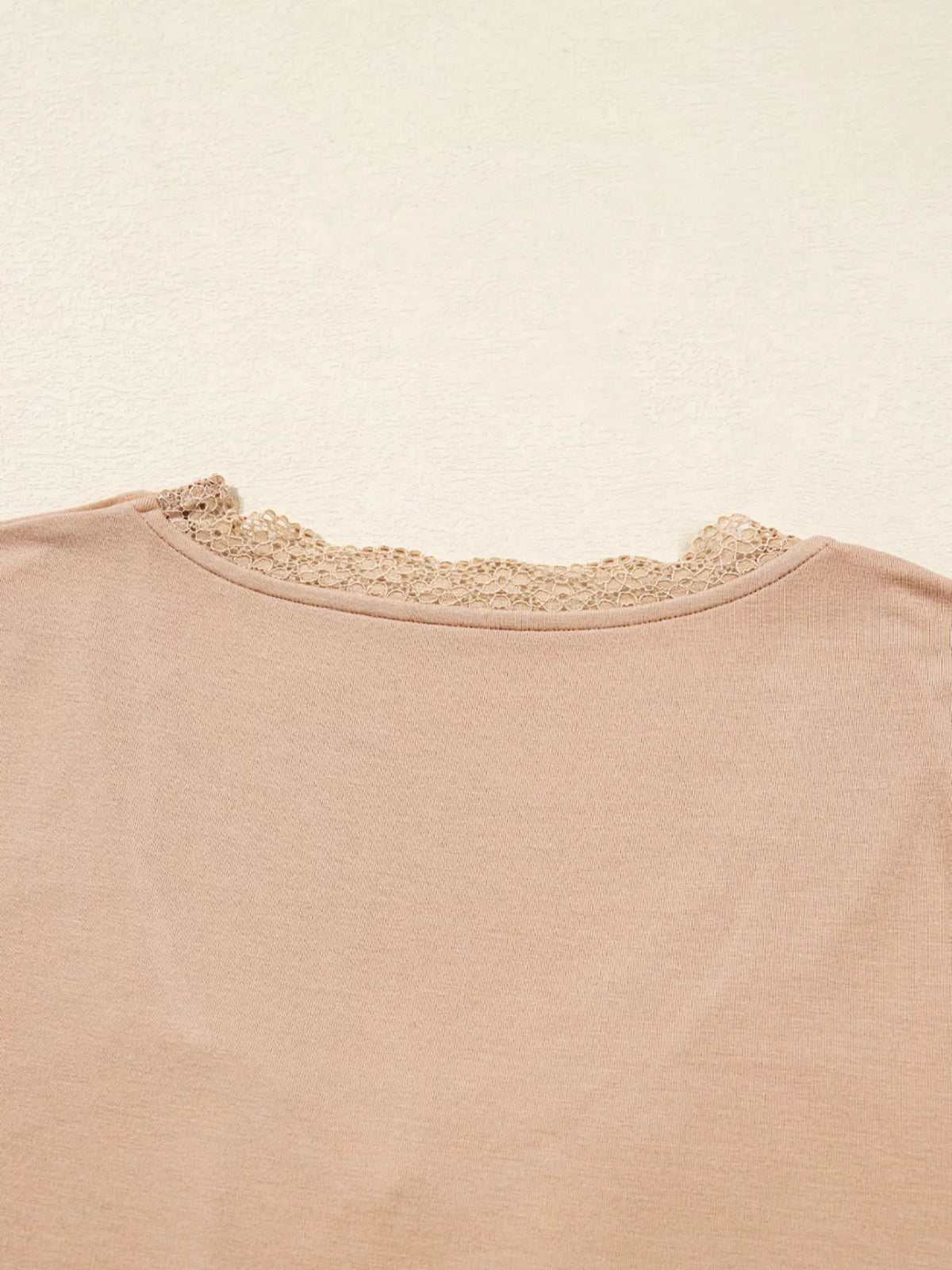 Lace-Trimmed Ruched Detail Long Sleeve T-Shirt