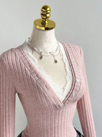 V-Neck Lace Trim Ribbed Knit T-Shirt