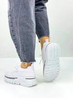 Caroline Sneakers: Stylish Comfort for Every Step