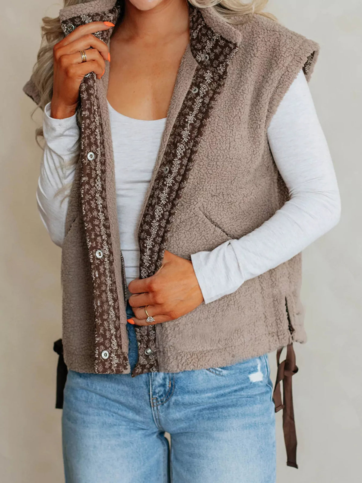 Side Bows Sherpa Fleece Vest