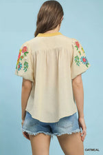 Umgee Embroidered Puff Sleeve Top
