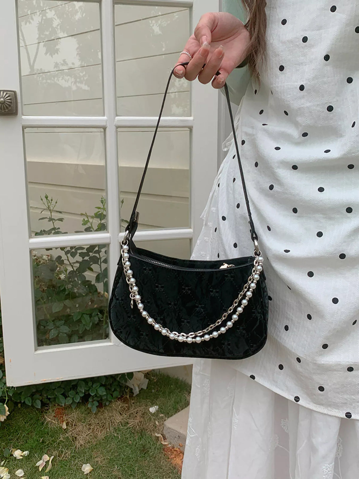 Pearl Chain Shoulder Bag